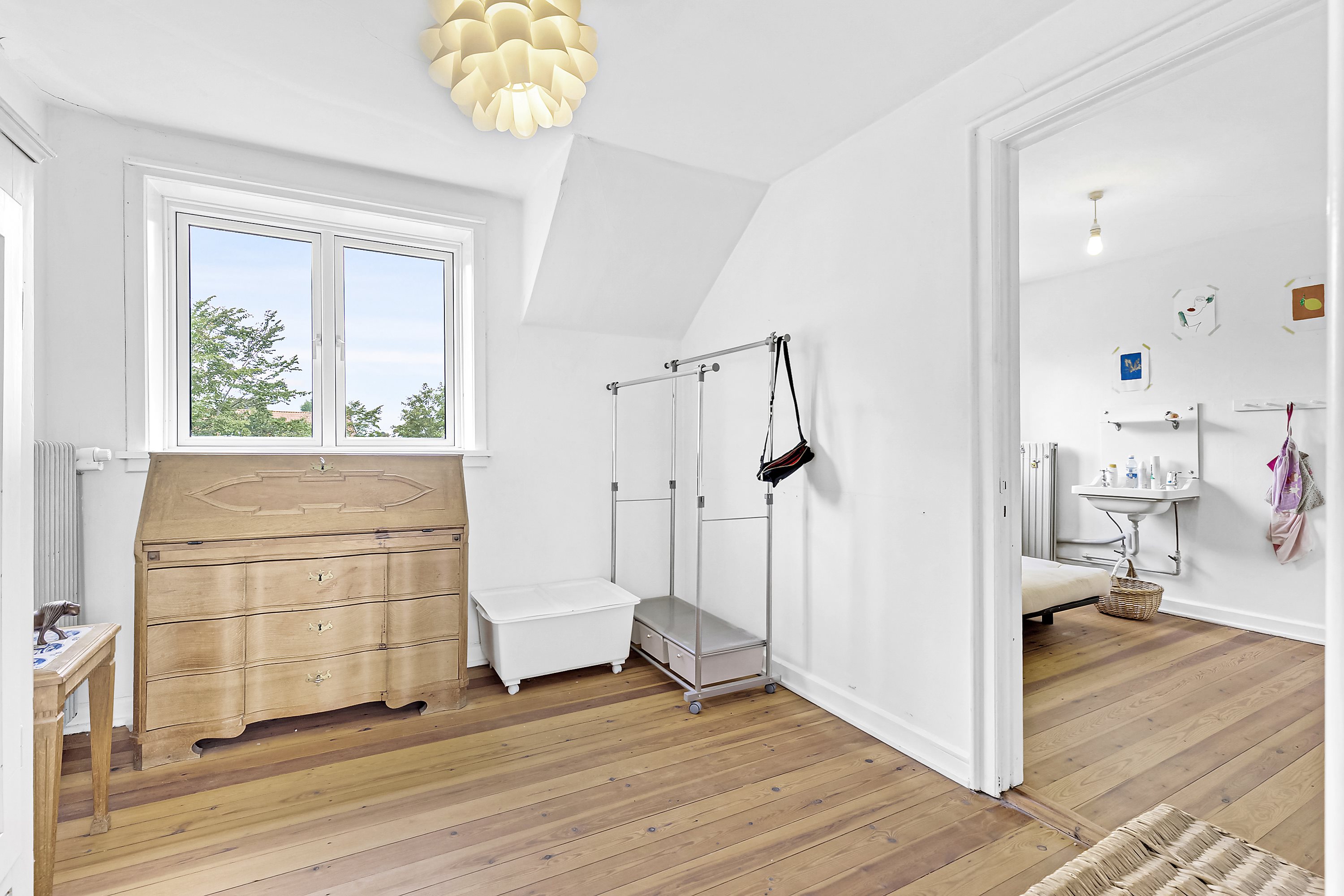 Roskildevej 1, 4330 Hvalsø