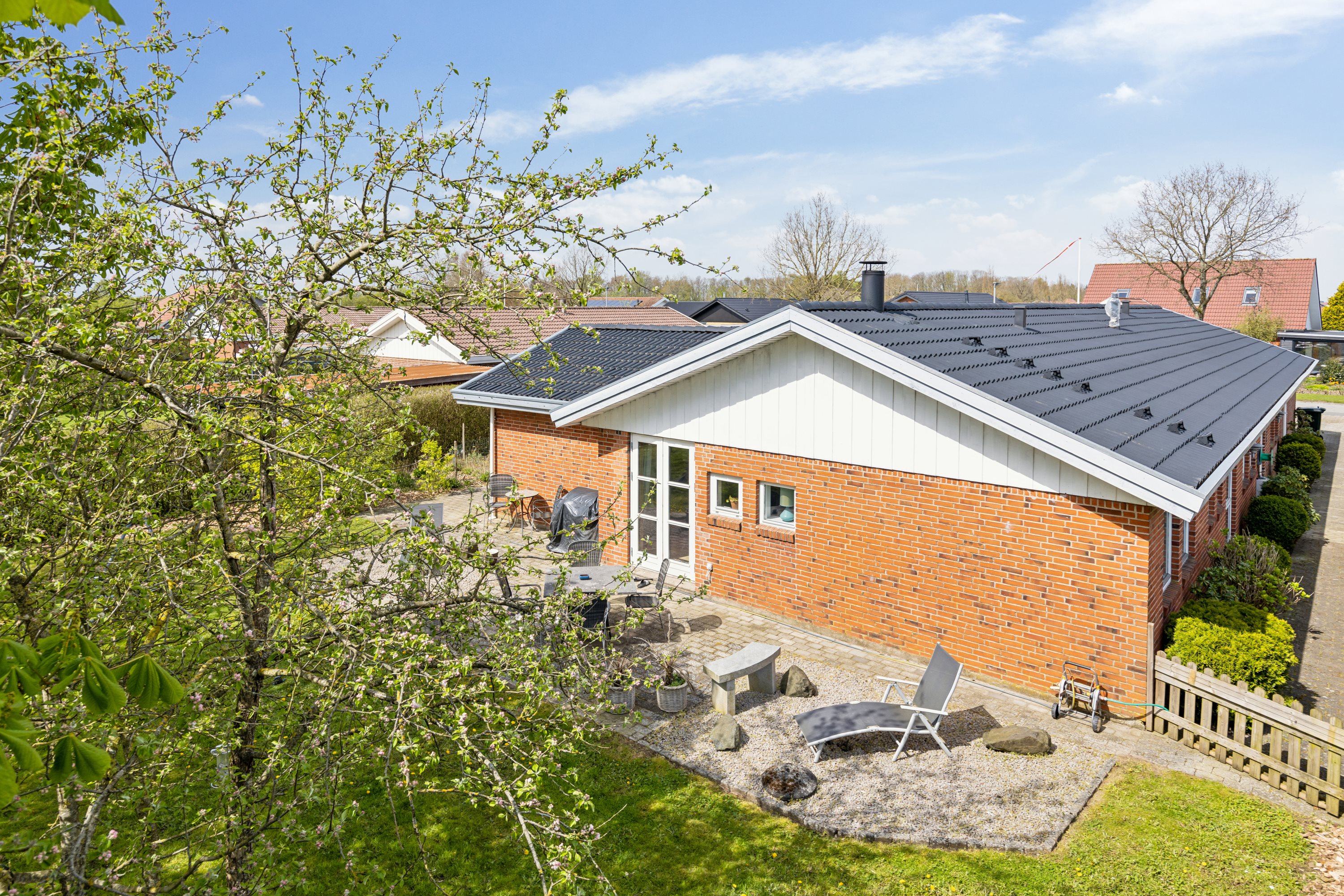 Egevænget 3, 6051 Almind
