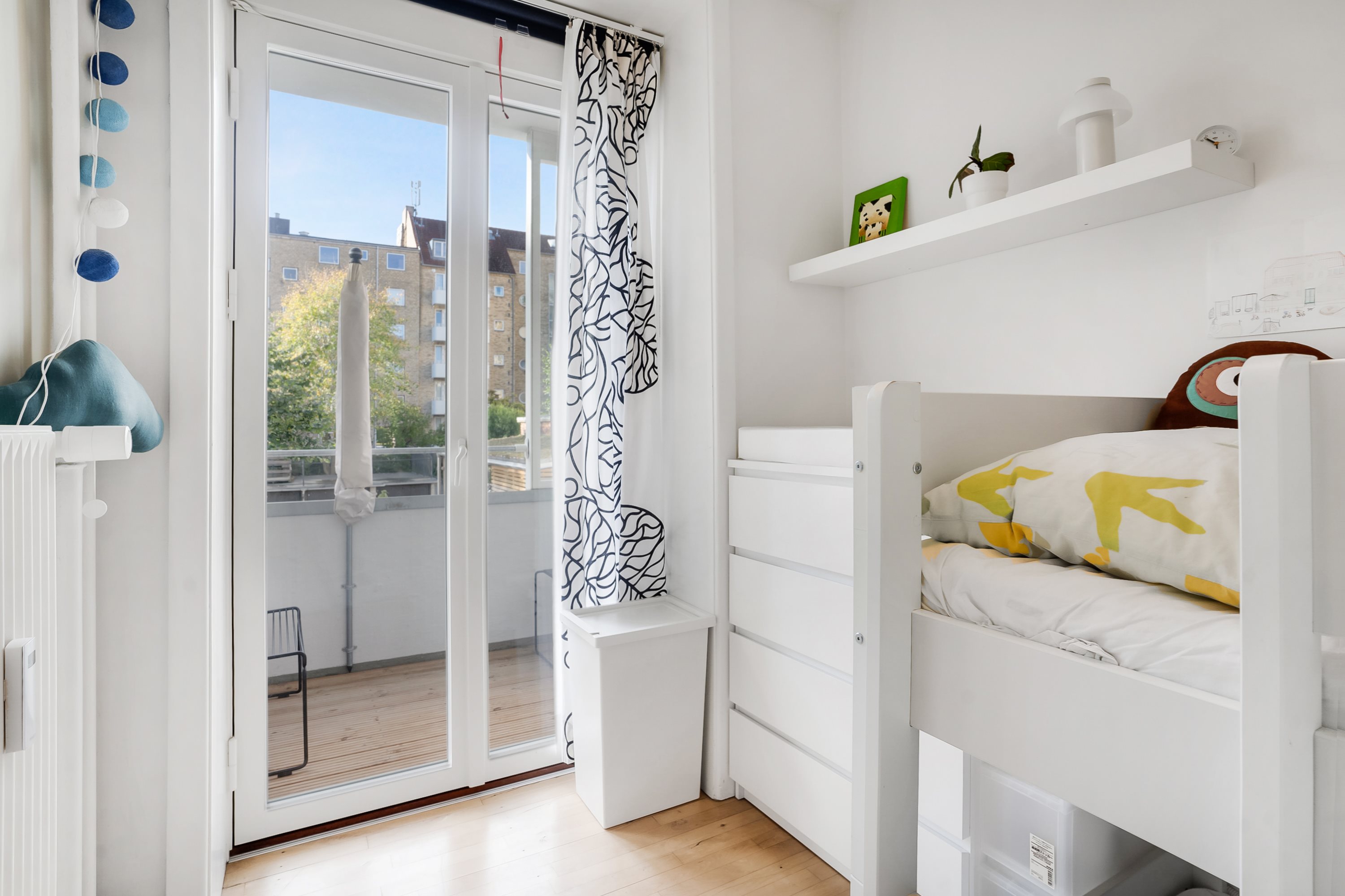 Jensløvs Tværvej 13, st.. tv., 2920 Charlottenlund