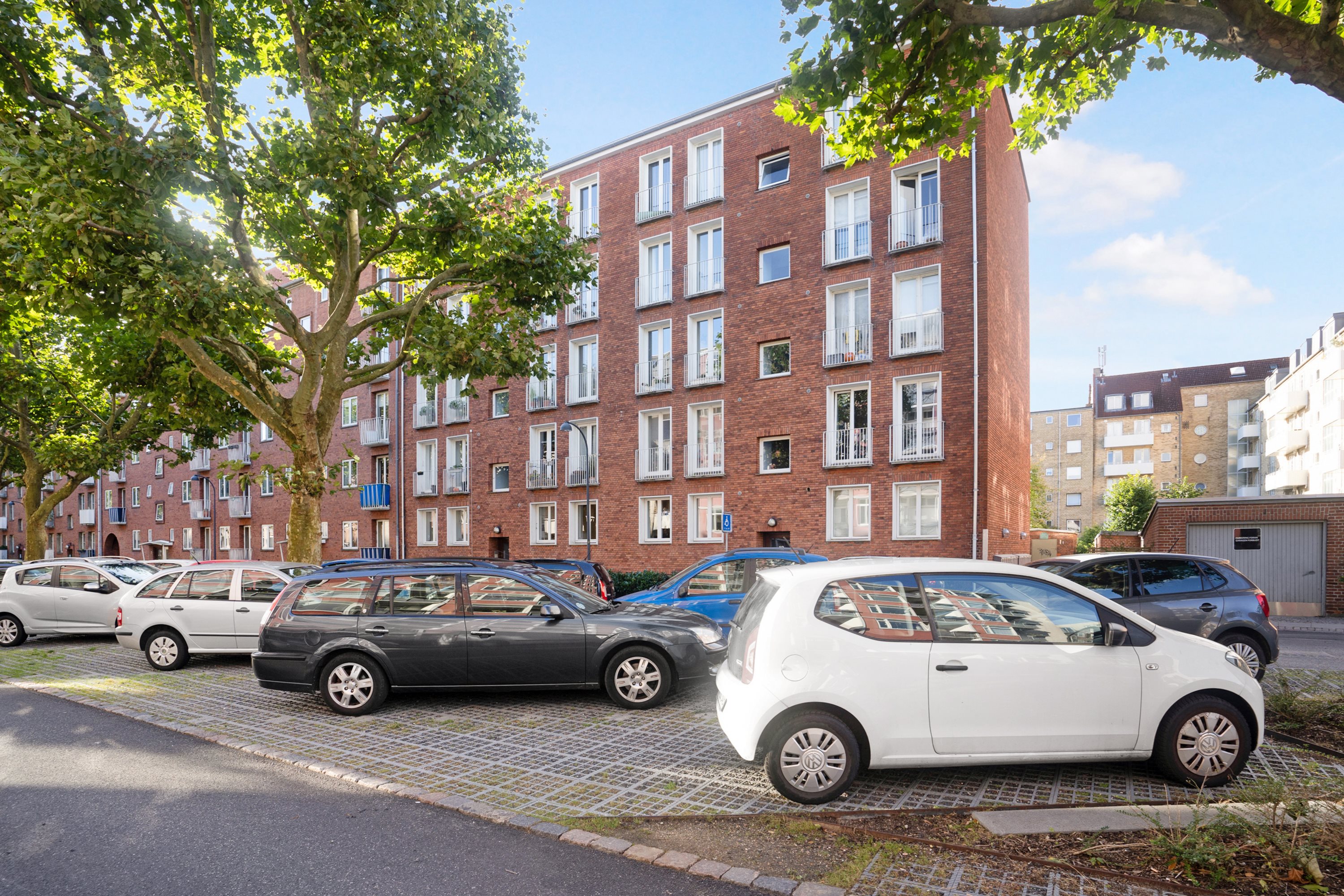Jensløvs Tværvej 13, st.. tv., 2920 Charlottenlund