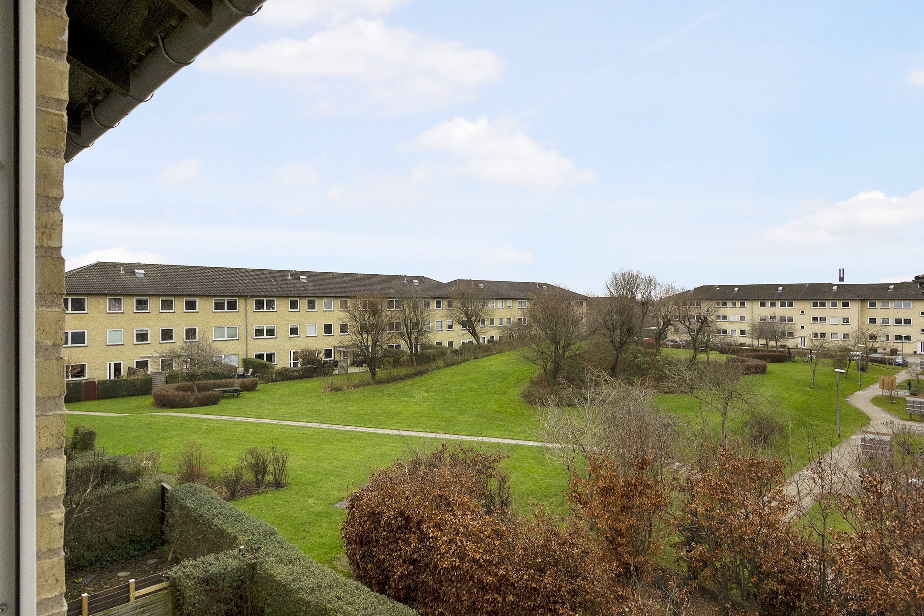 Rønnevangshusene 27, 2. mf., 2630 Taastrup