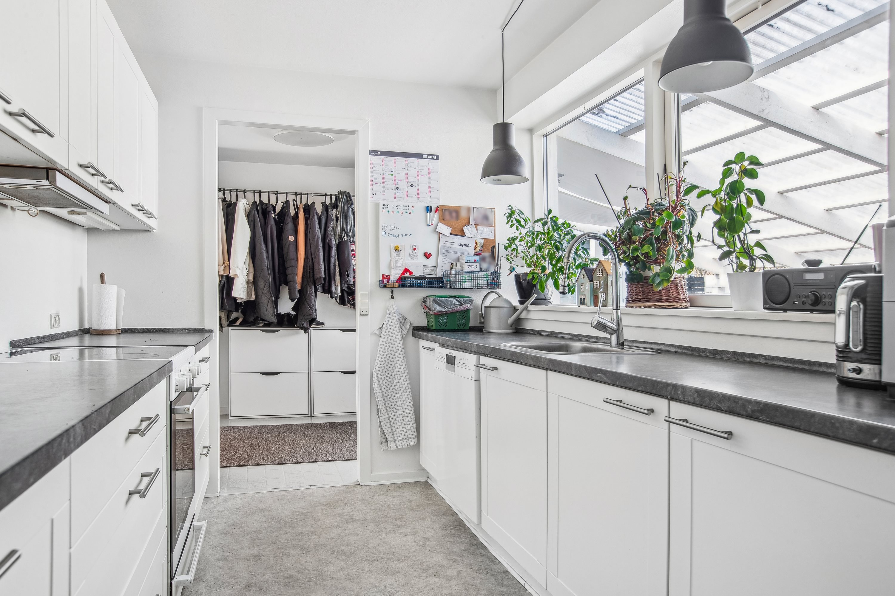 Solhøjvej 6, 4735 Mern
