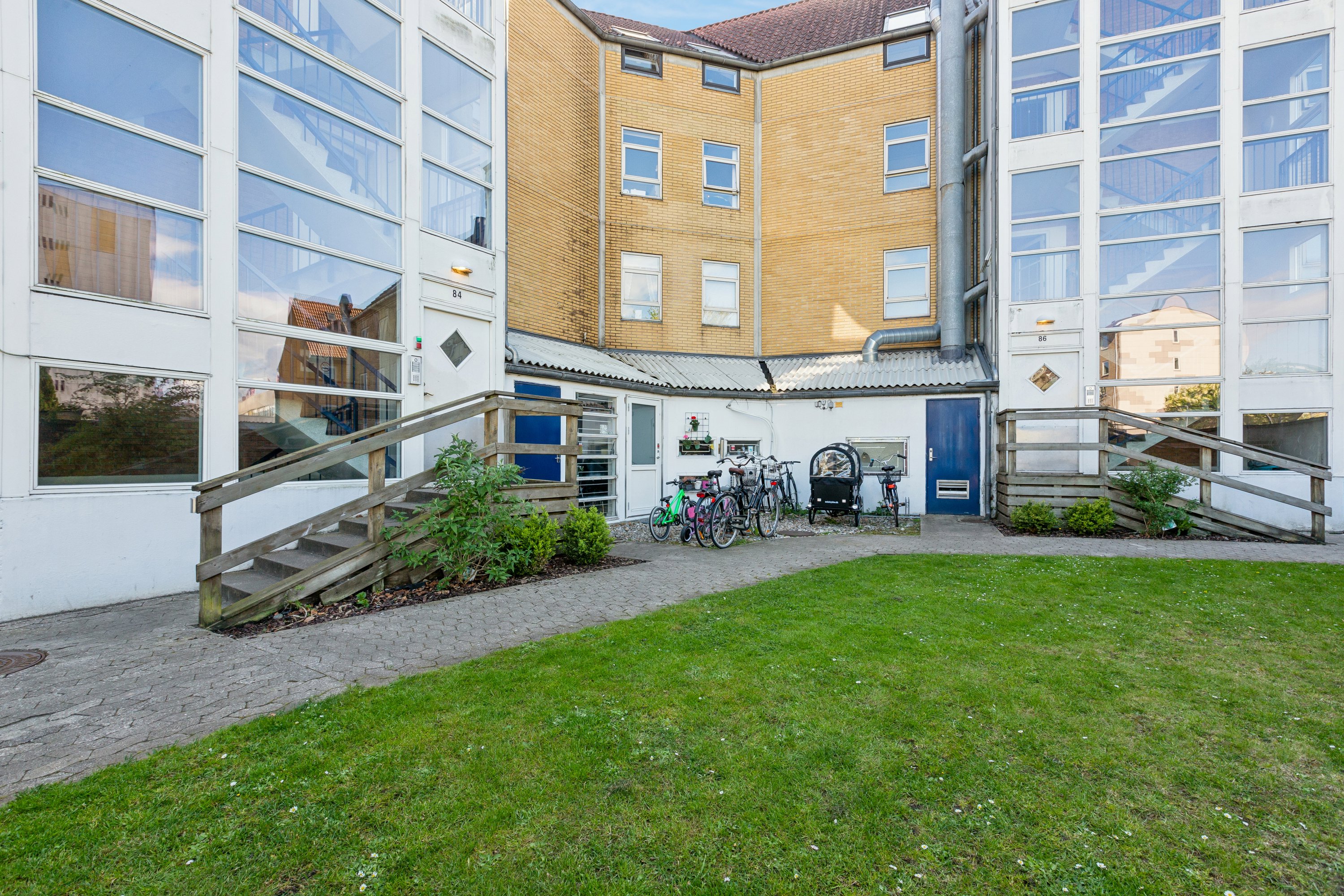Alleen 86, 2. tv., 2770 Kastrup