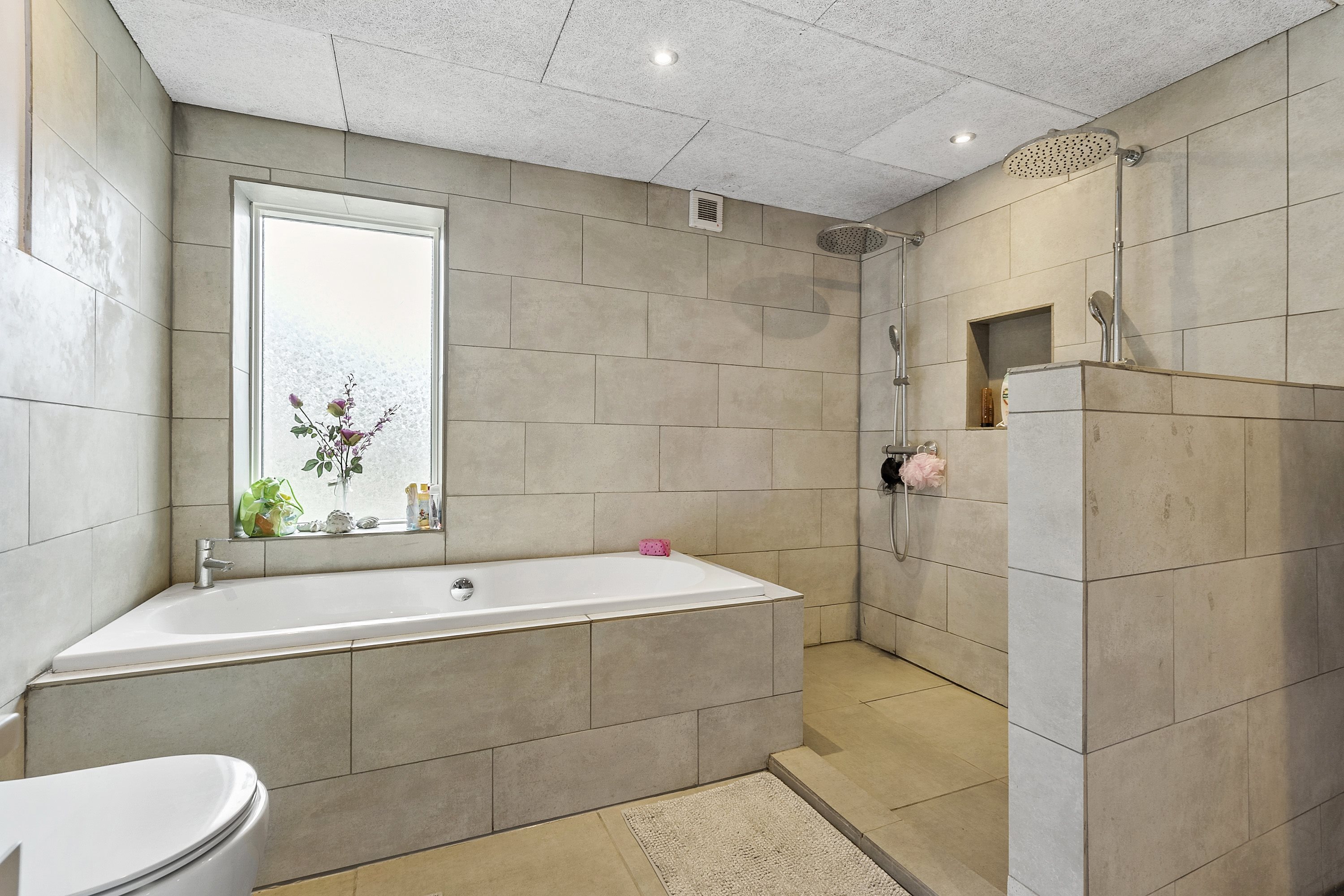 Hovedgaden 27, 7362 Hampen