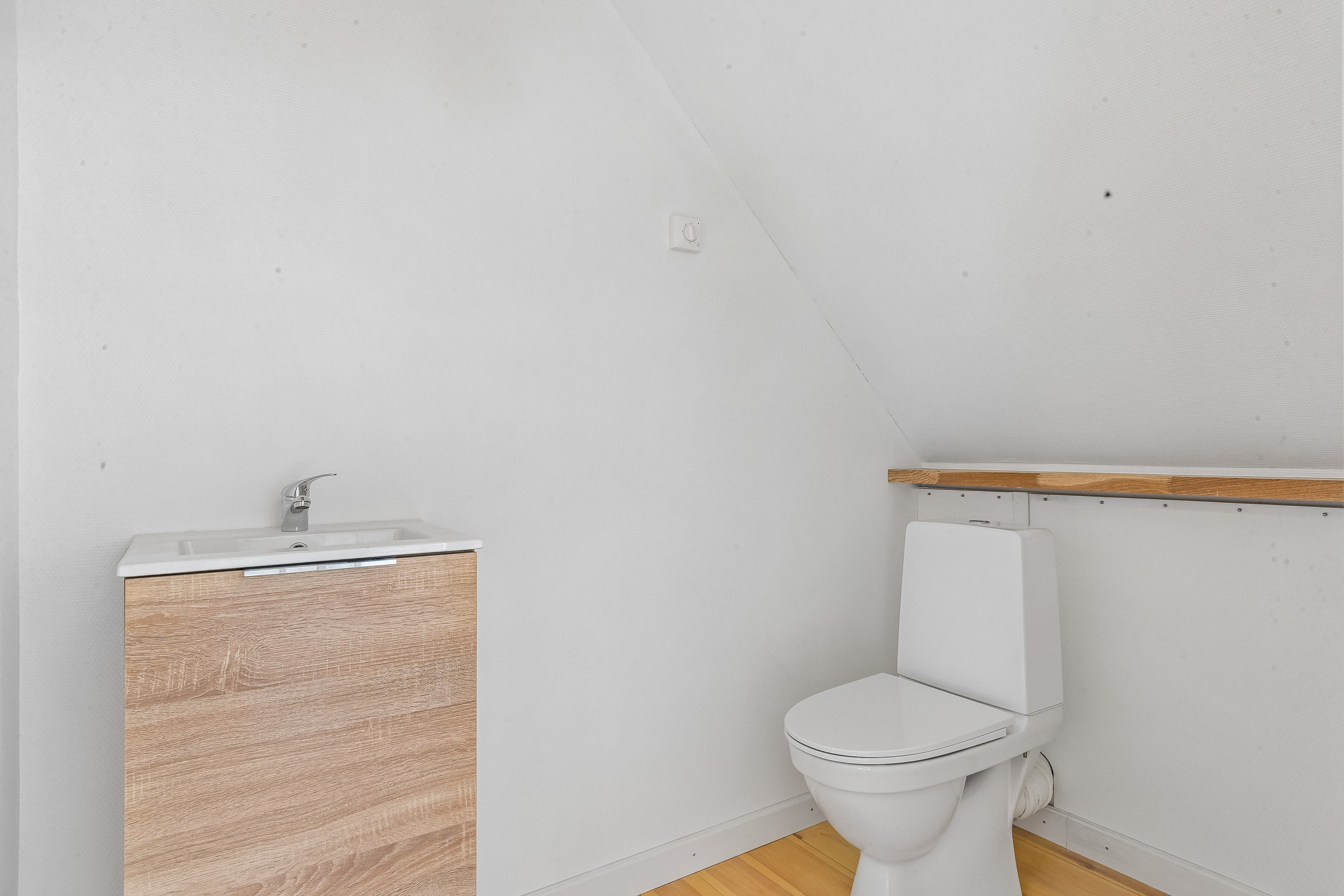 Tollerødvej 10, 4690 Haslev