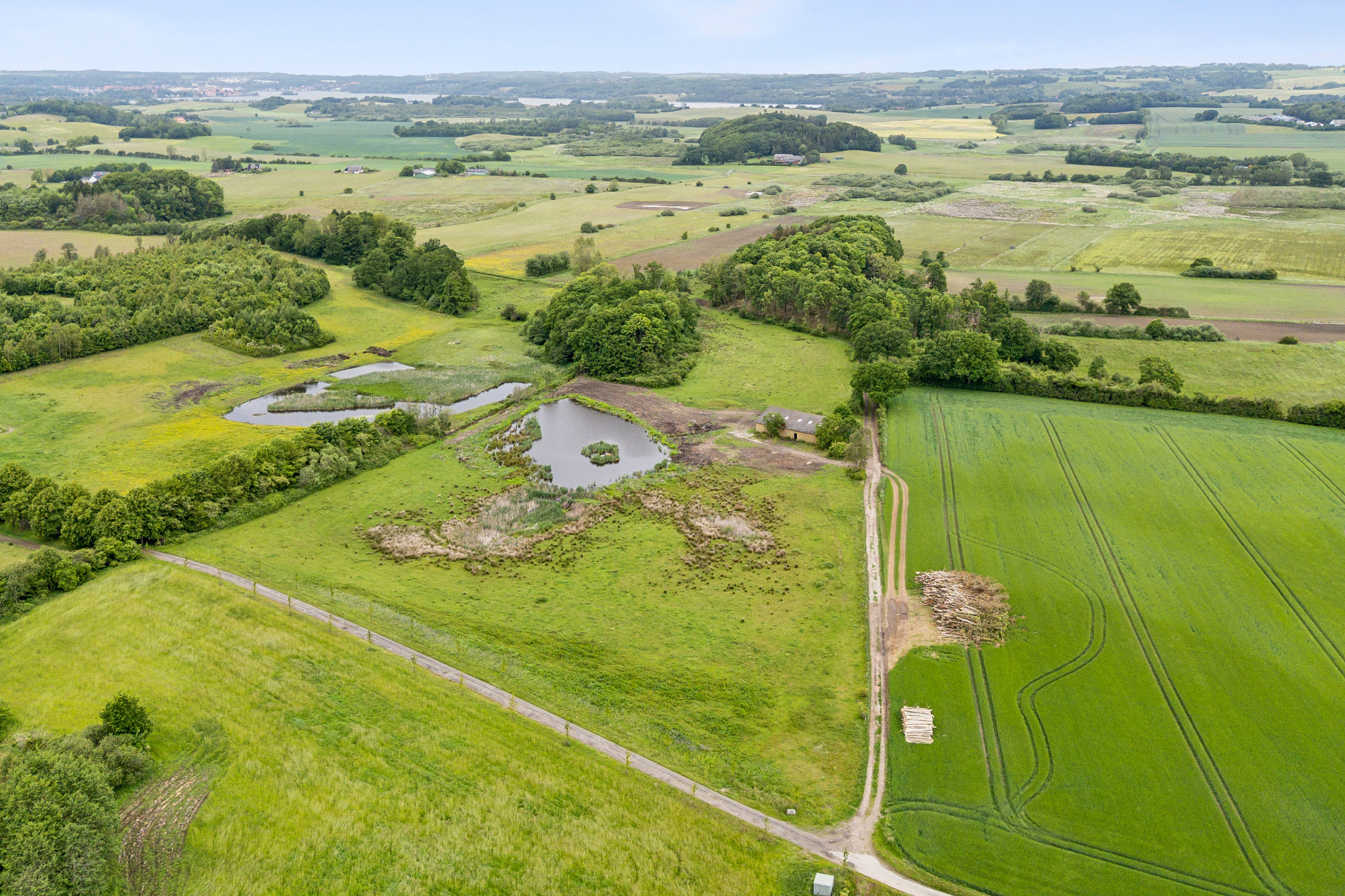 Engmosevej 2, 8732 Hovedgård