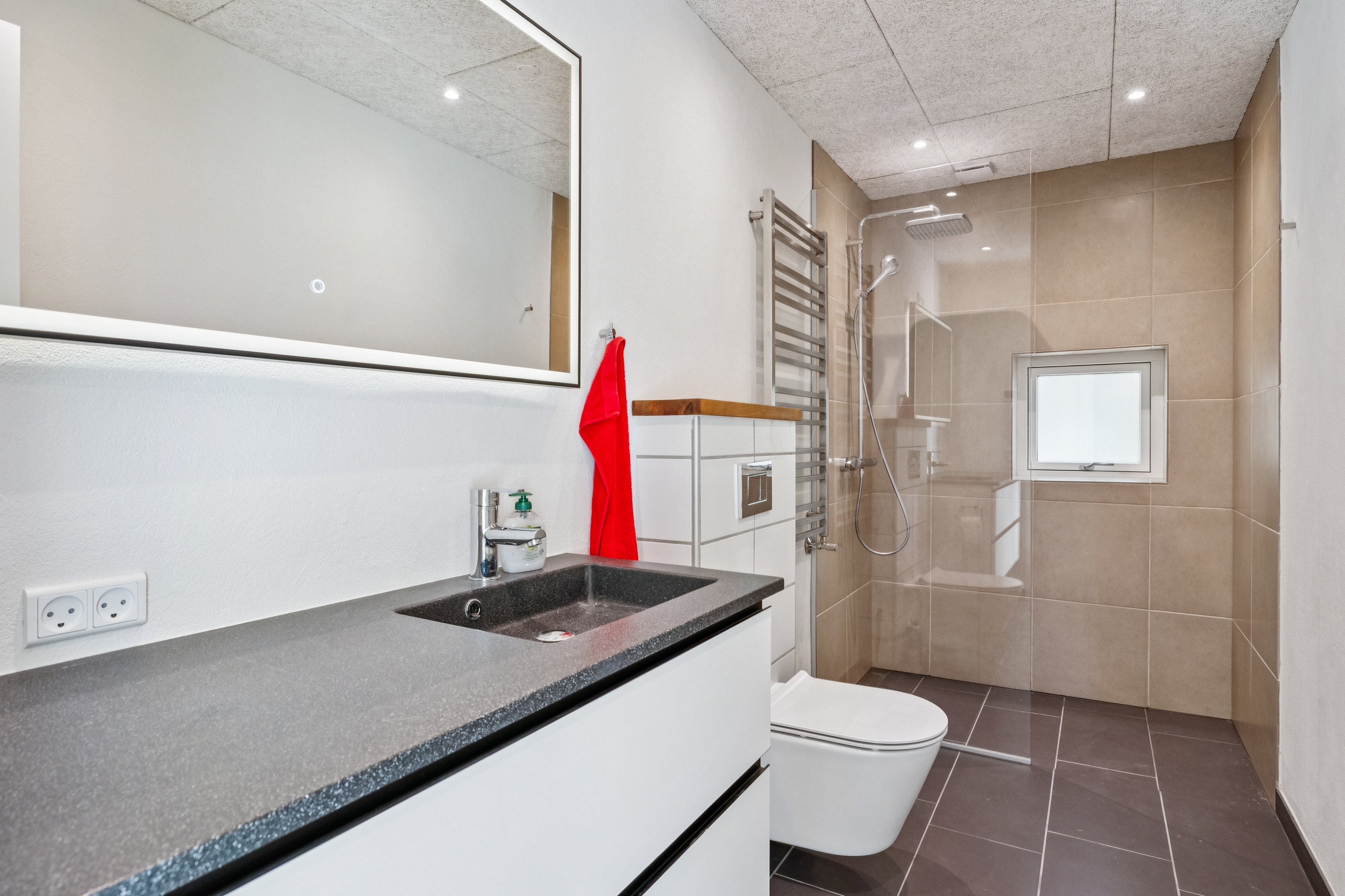 Lerbakken 2, Haslund, 8940 Randers SV