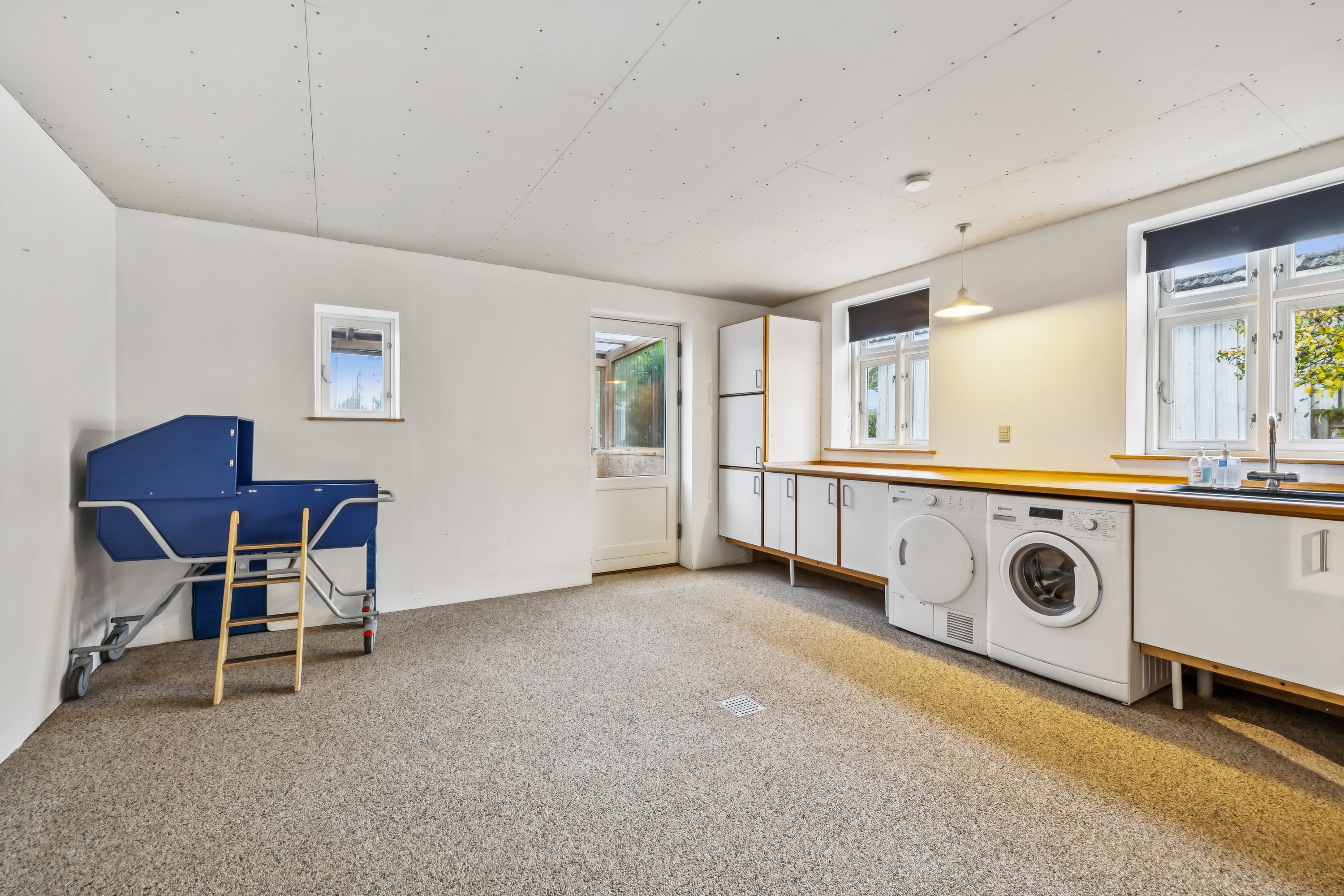 Langgade 1, 8350 Hundslund