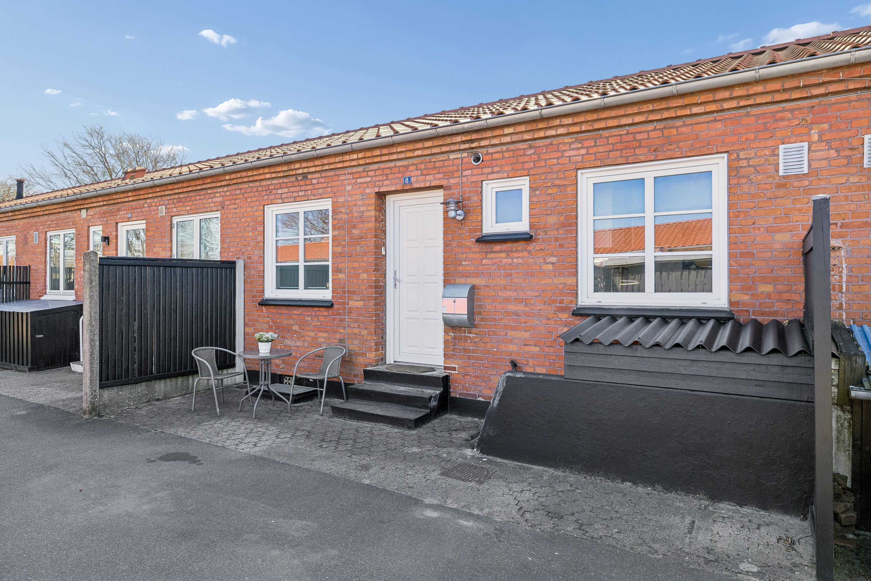 Rækkehus på Nyvangen 8 8600 Silkeborg.