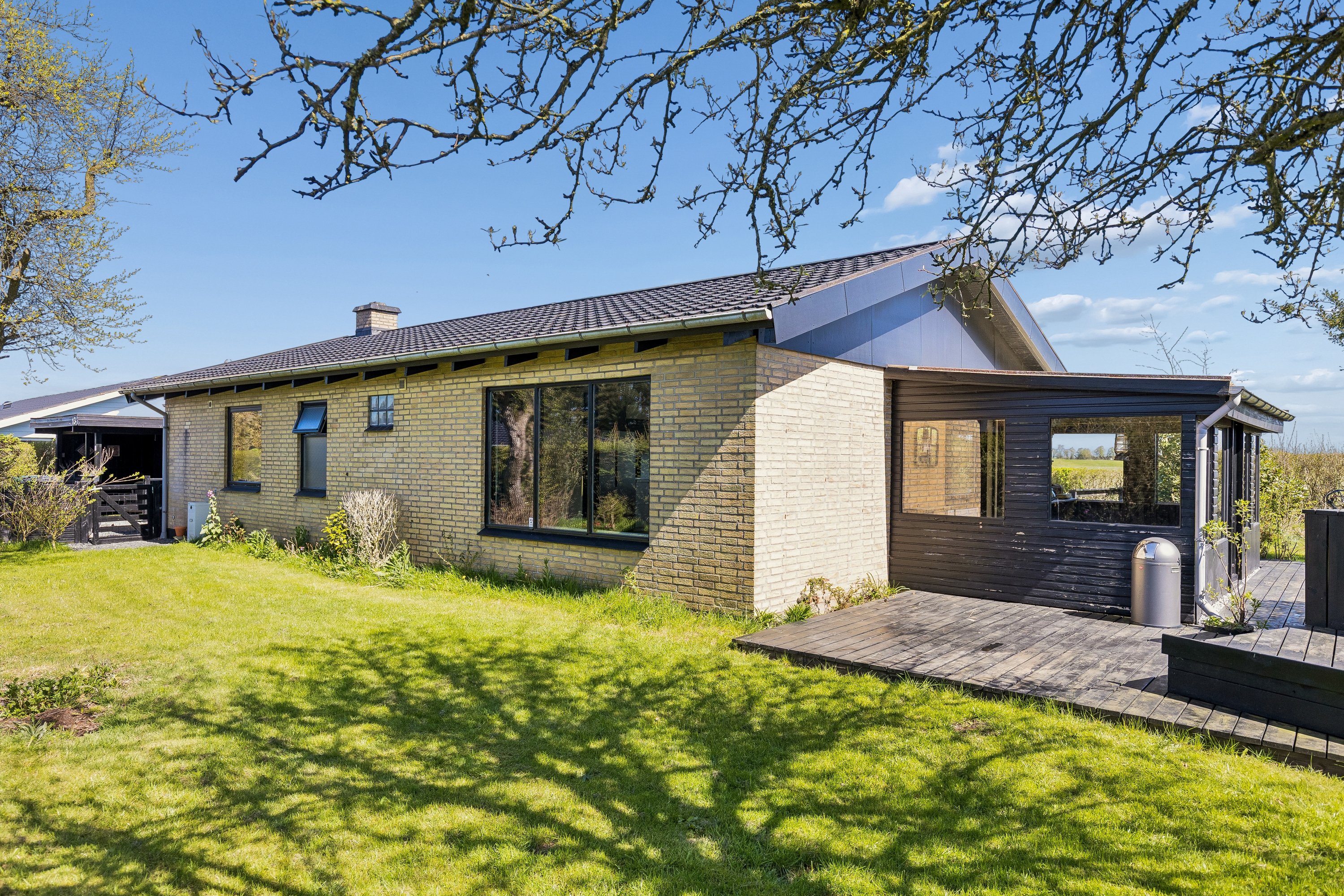 Gl. Landevej 13, 6051 Almind