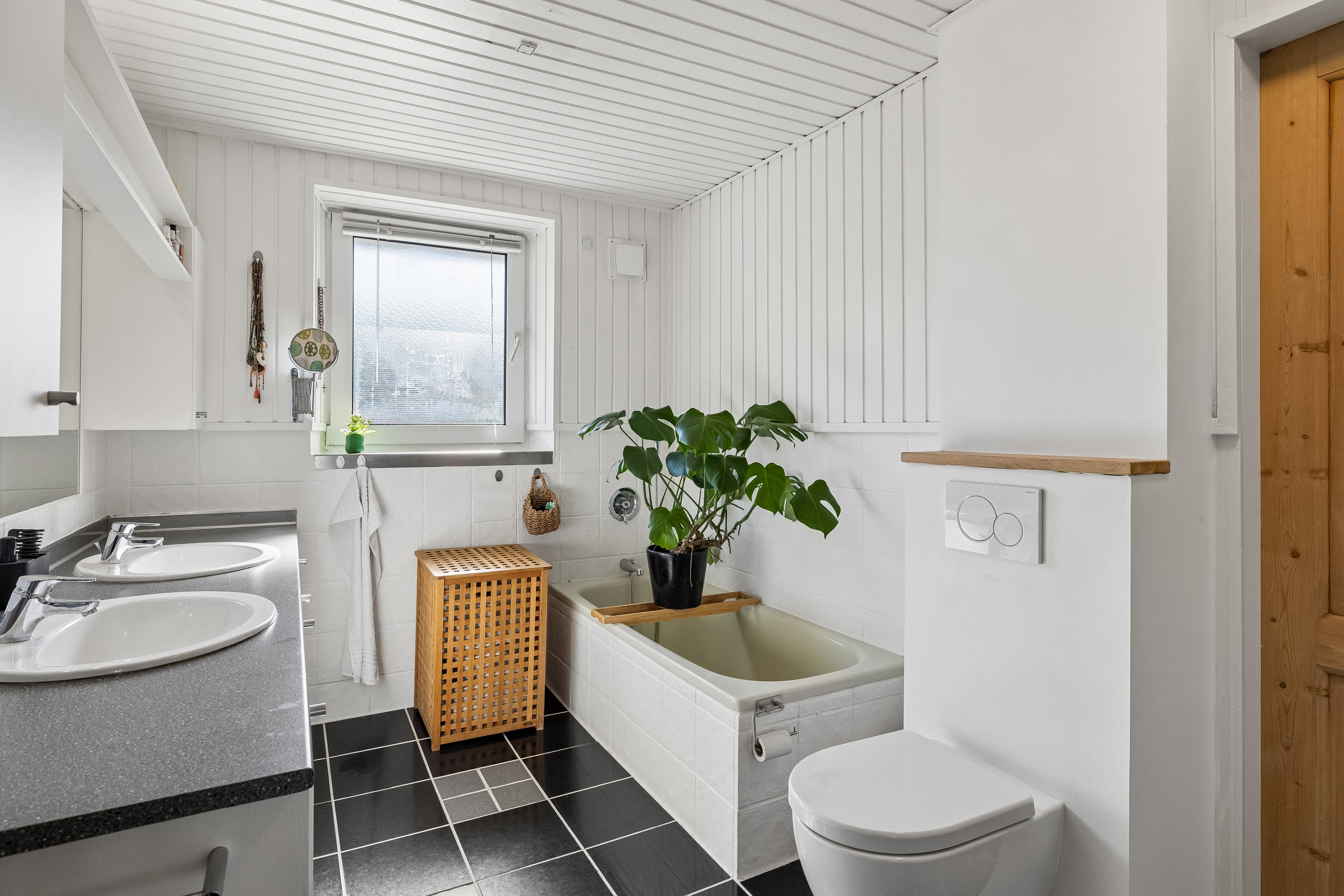 Byvej 19, 8330 Beder