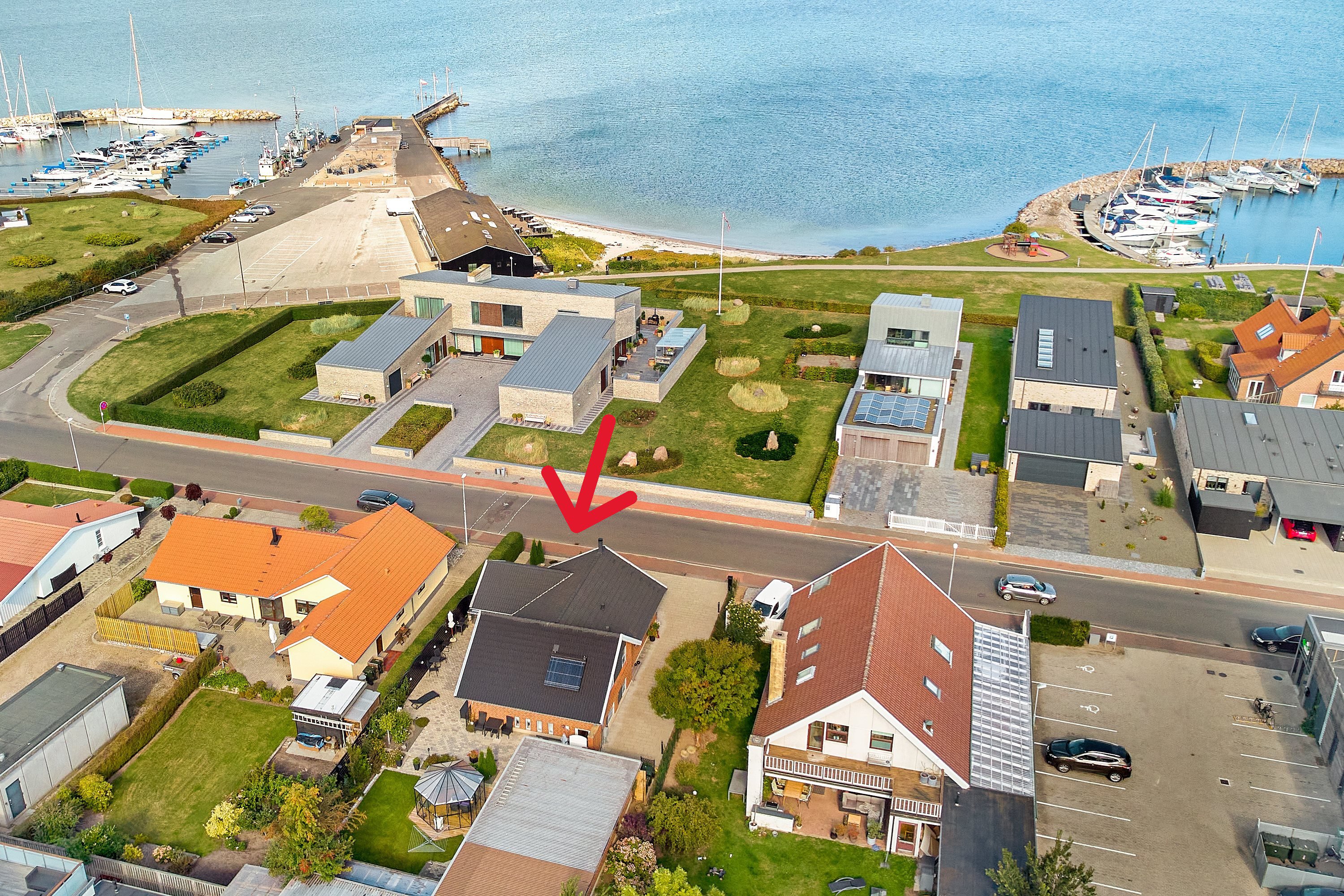 Strandvejen 35, 7130 Juelsminde