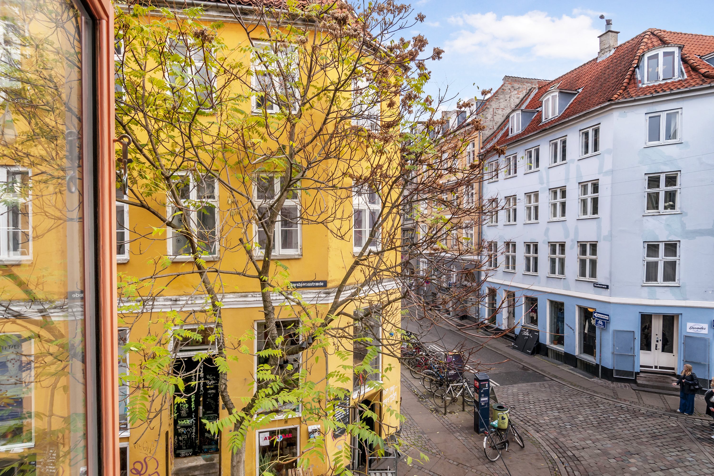 Larsbjørnsstræde 17, 1. th., 1454 København K