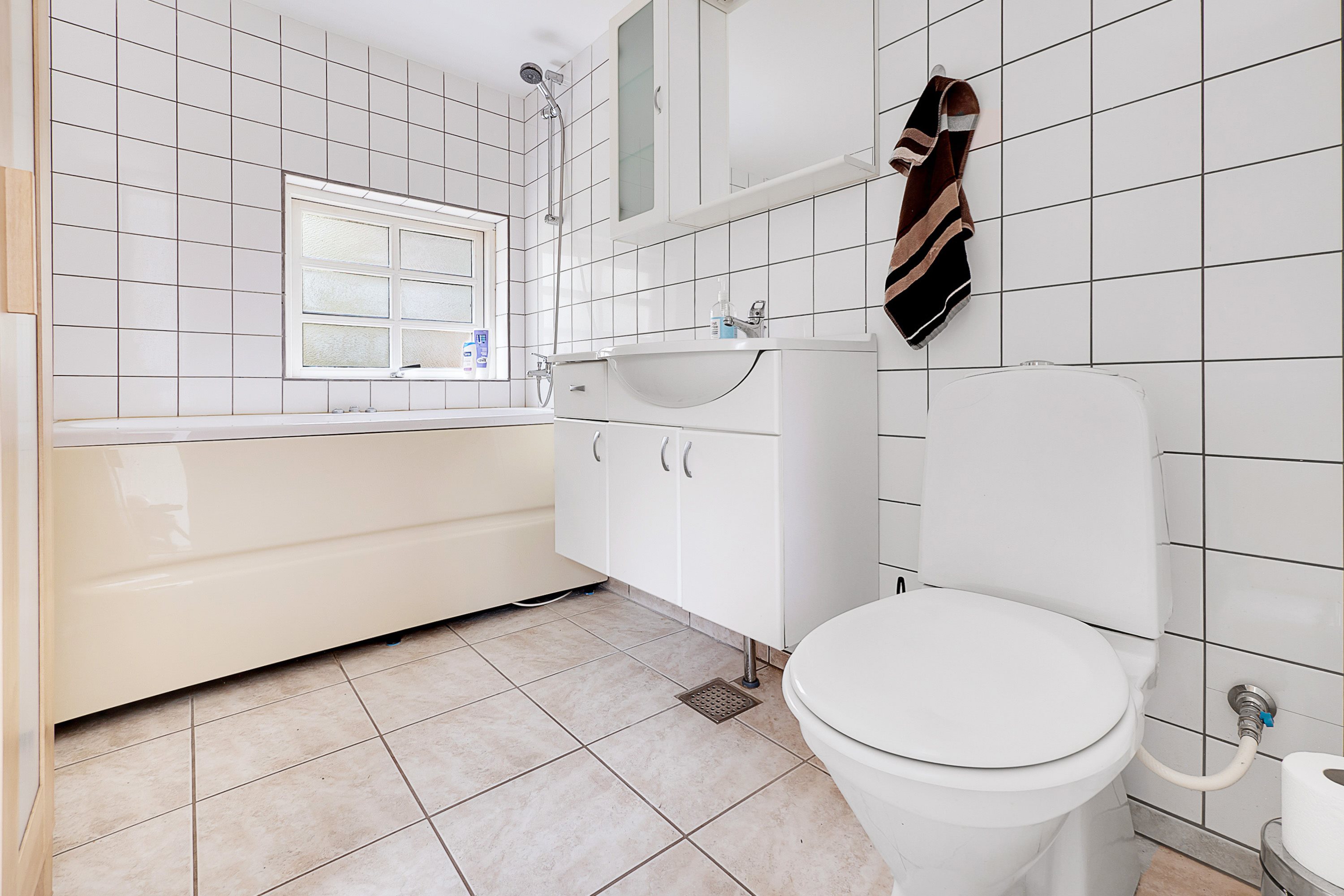 Bregentvedvej 11, Højby Lyng, 4573 Højby