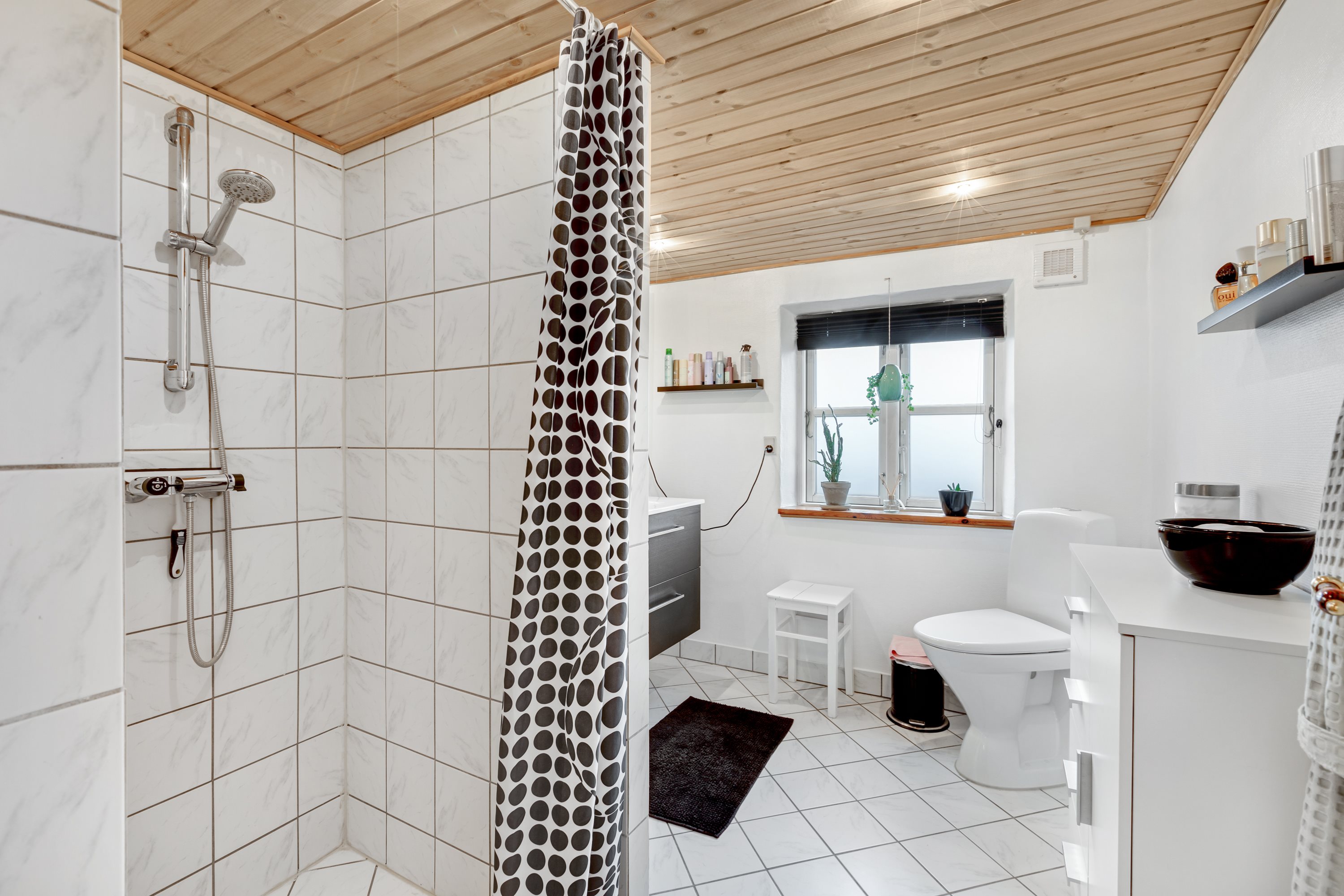 Bækvej 16, Tårup, 5871 Frørup