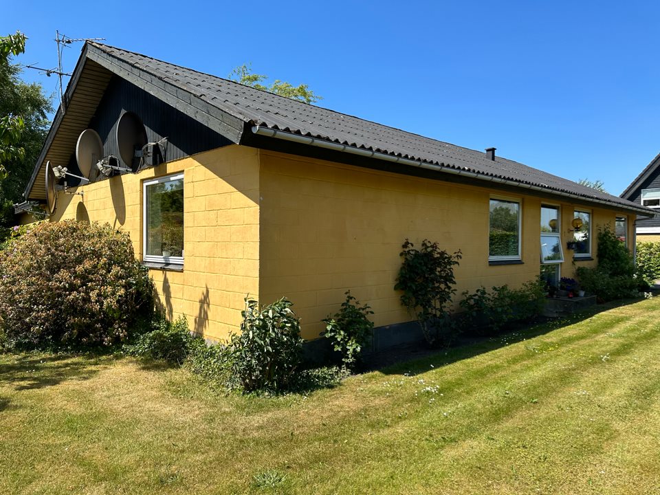 Risvænget 1, Frederiks, 7470 Karup J
