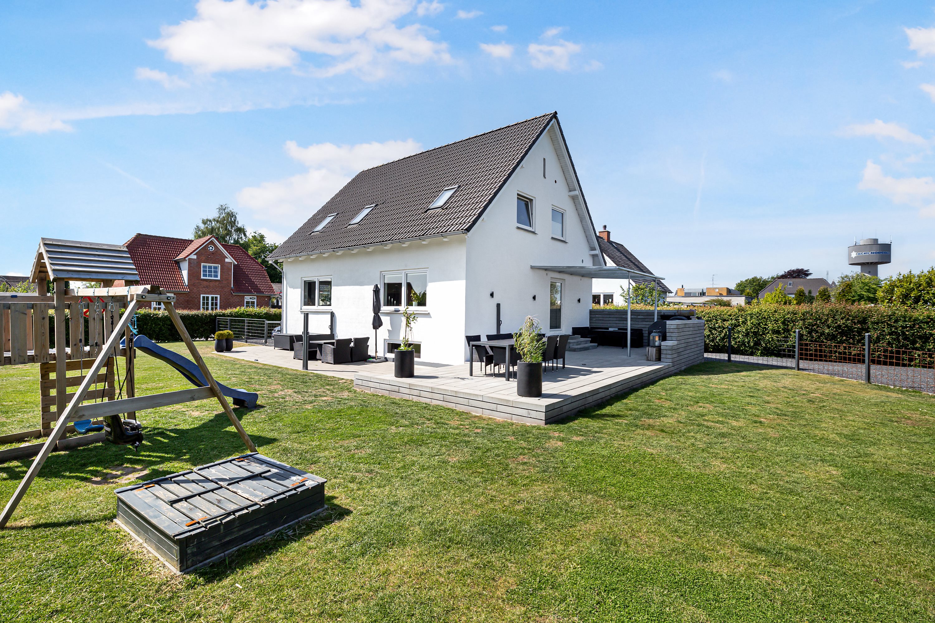 Tværgade 9, 6330 Padborg