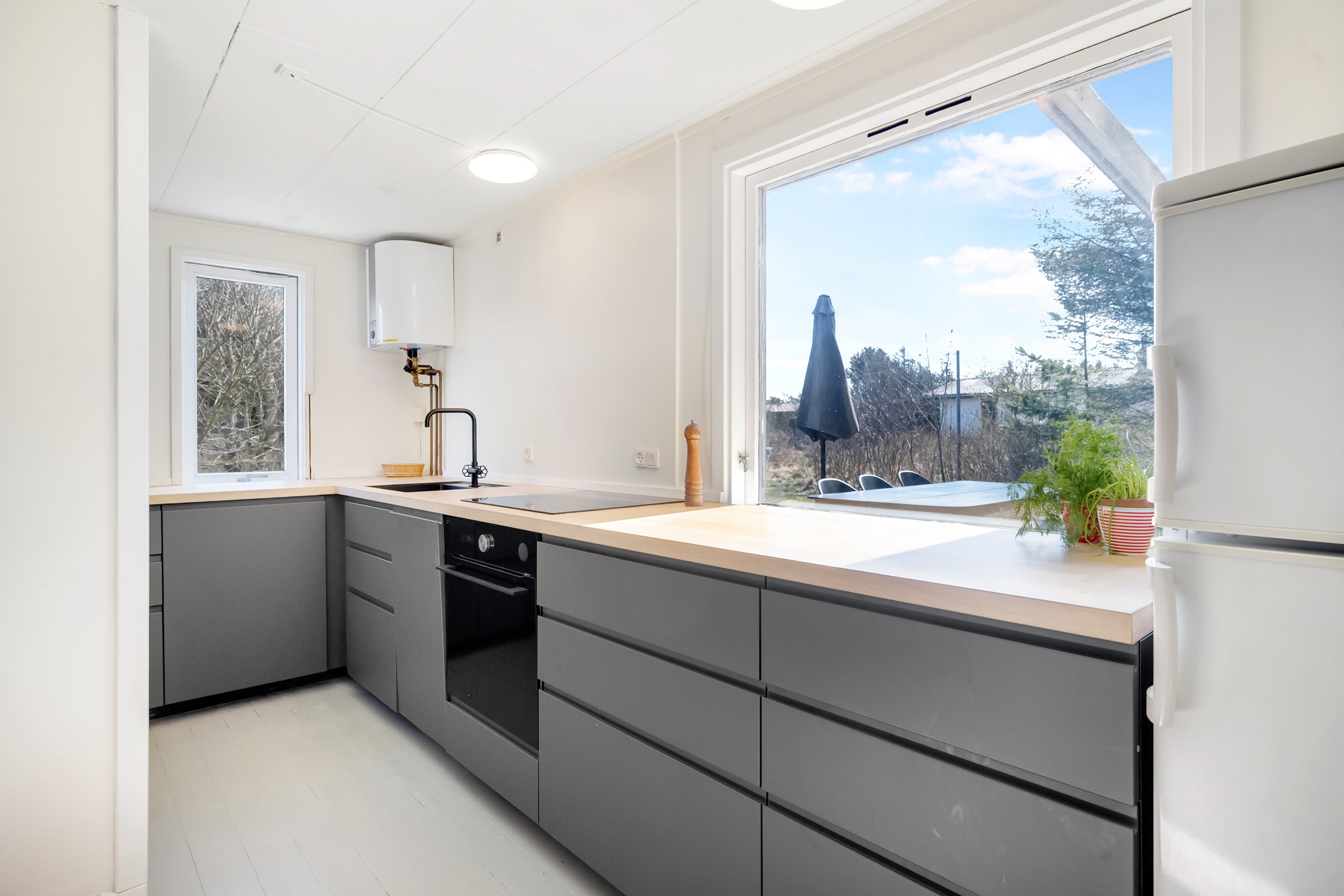 Skovbakkevej 10, Lyngby, 9480 Løkken