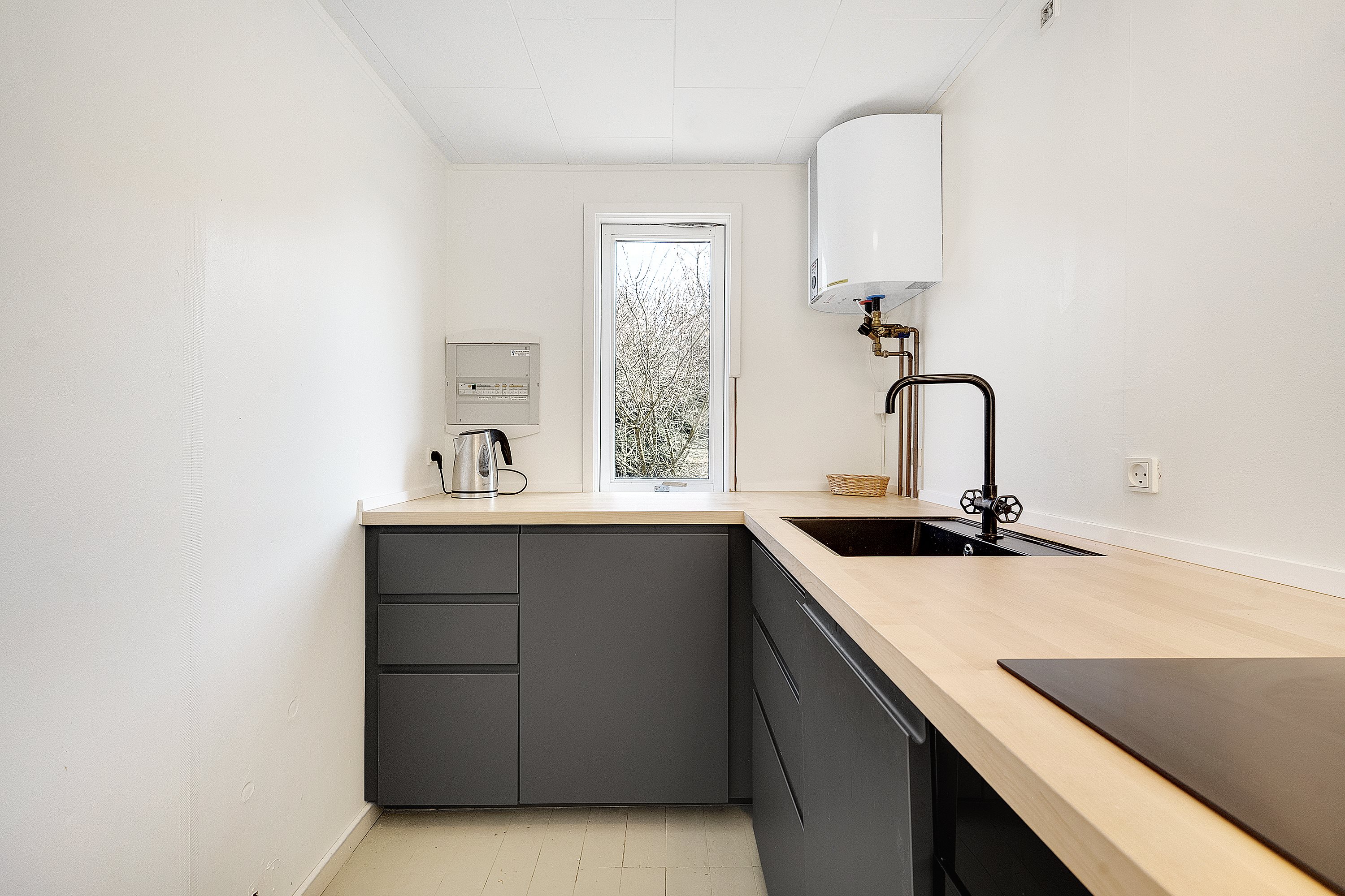 Skovbakkevej 10, Lyngby, 9480 Løkken